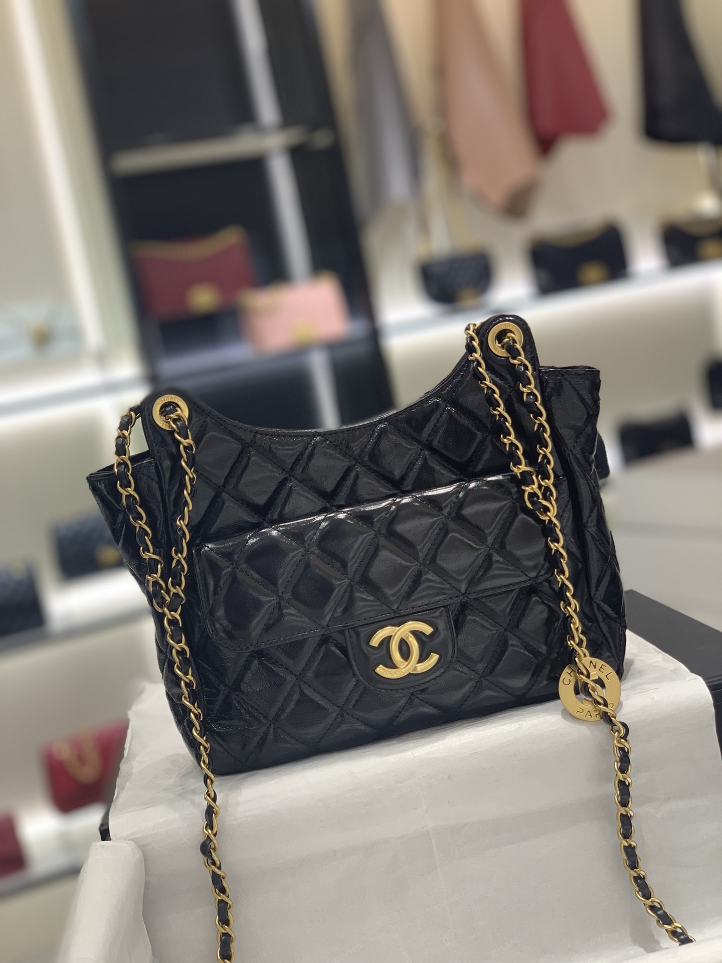 TÚI CHANEL 23C Hobo Gloss Black đen da HAAS