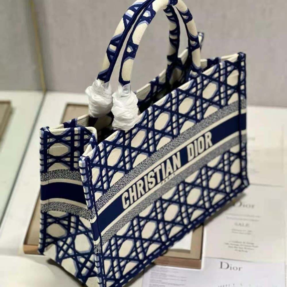 TÚI Dior Women Large Dior Book Tote Beige and Blue Macrocannage Embroidery