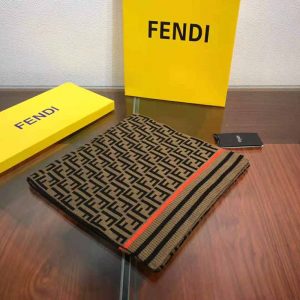 KHĂN Fendi Women Brown Wool and Cashmere FF Scarf