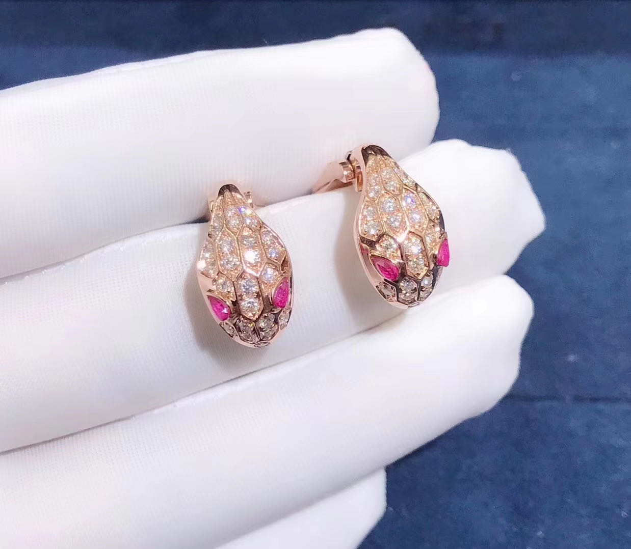 BÔNG TAI VÀNG HỒNG BVLGARI Serpenti 18k rose gold diamonds