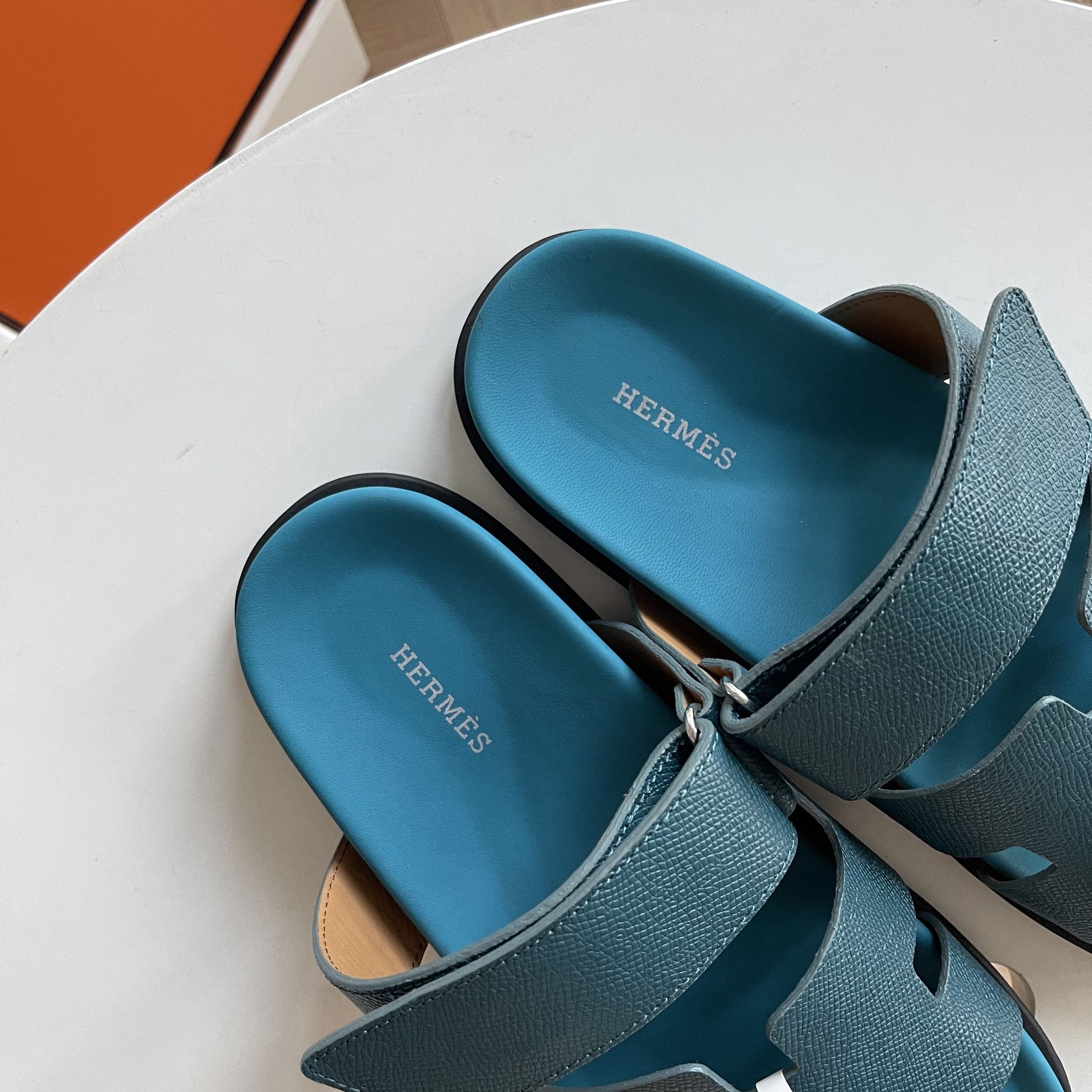 DÉP HERMES CHYPRE SANDAL UNISEX AAA