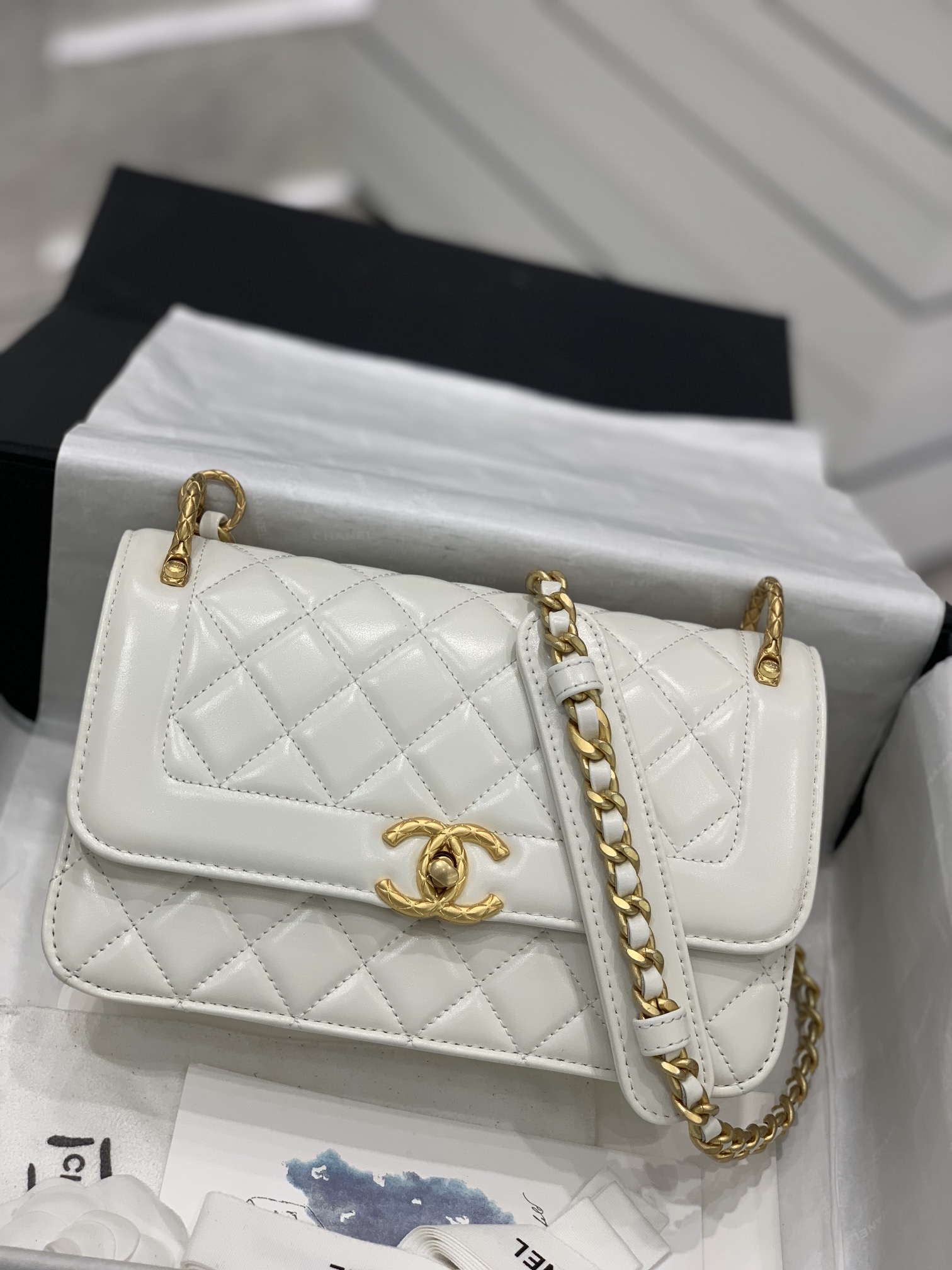 TÚI CHANEL LAMBSKIN WHITE DA HAAS GOLD