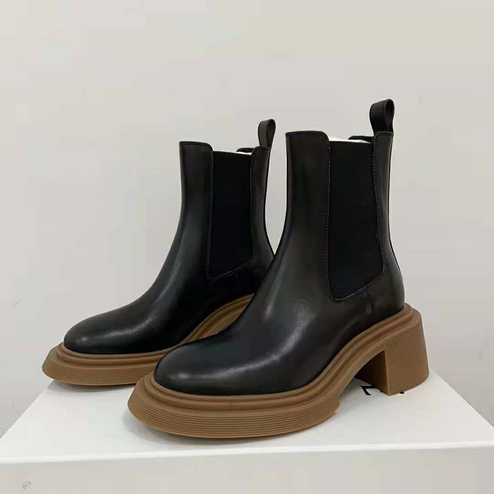 GIÀY Loewe Women Chelsea Boot in Calfskin-Black