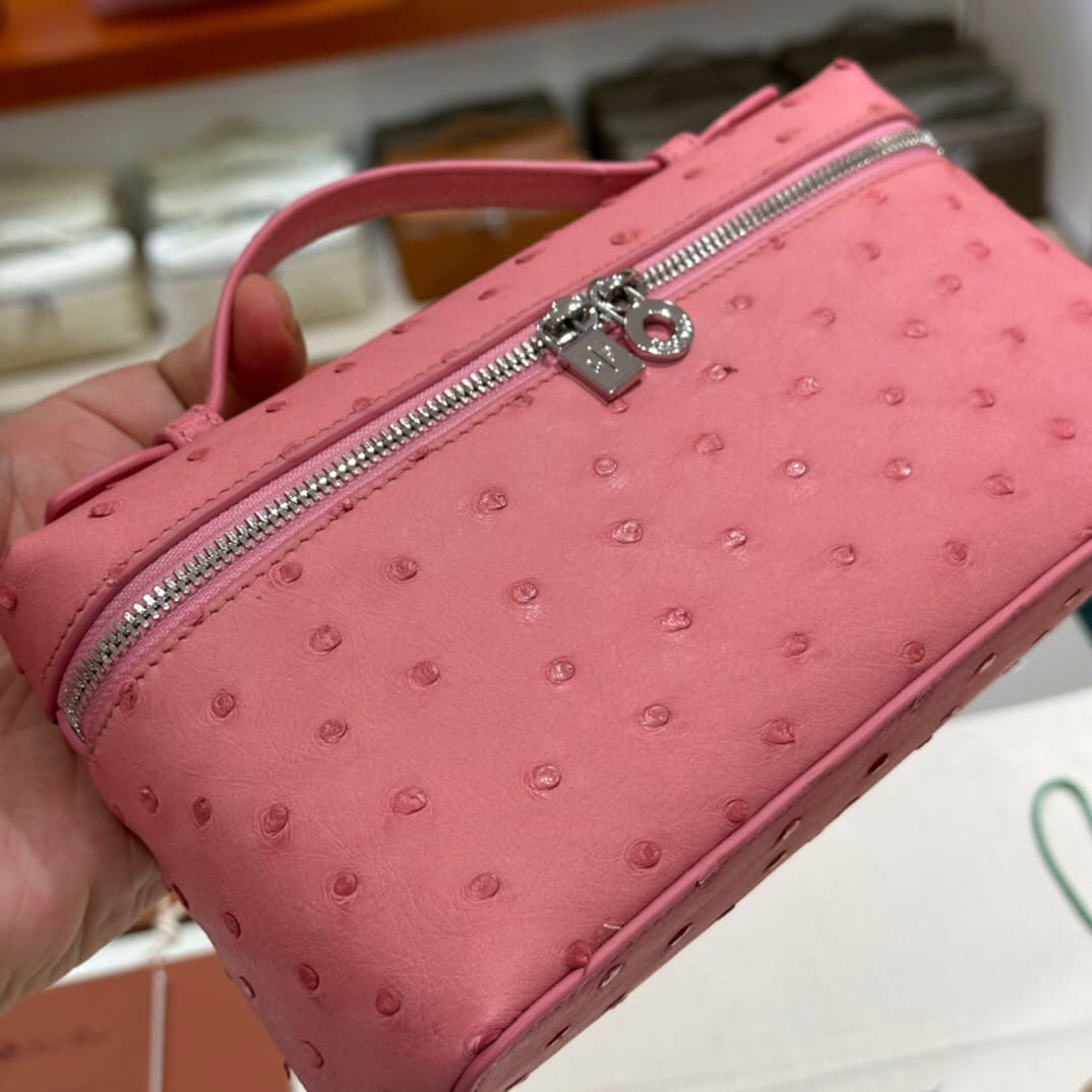 TÚI Loro Piana Women Extra Pocket L27 in Ostrich Leather Pink da đà điểu(Gía Liên Hệ)