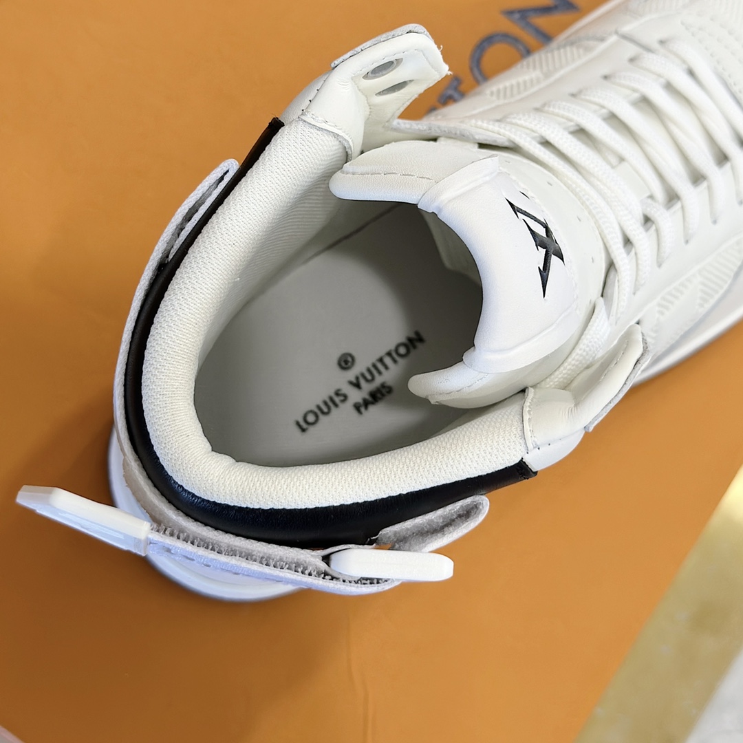 GIÀY LOUIS VUITTON RIVILI MONOGRAM SNEKAERS SHOES AAA