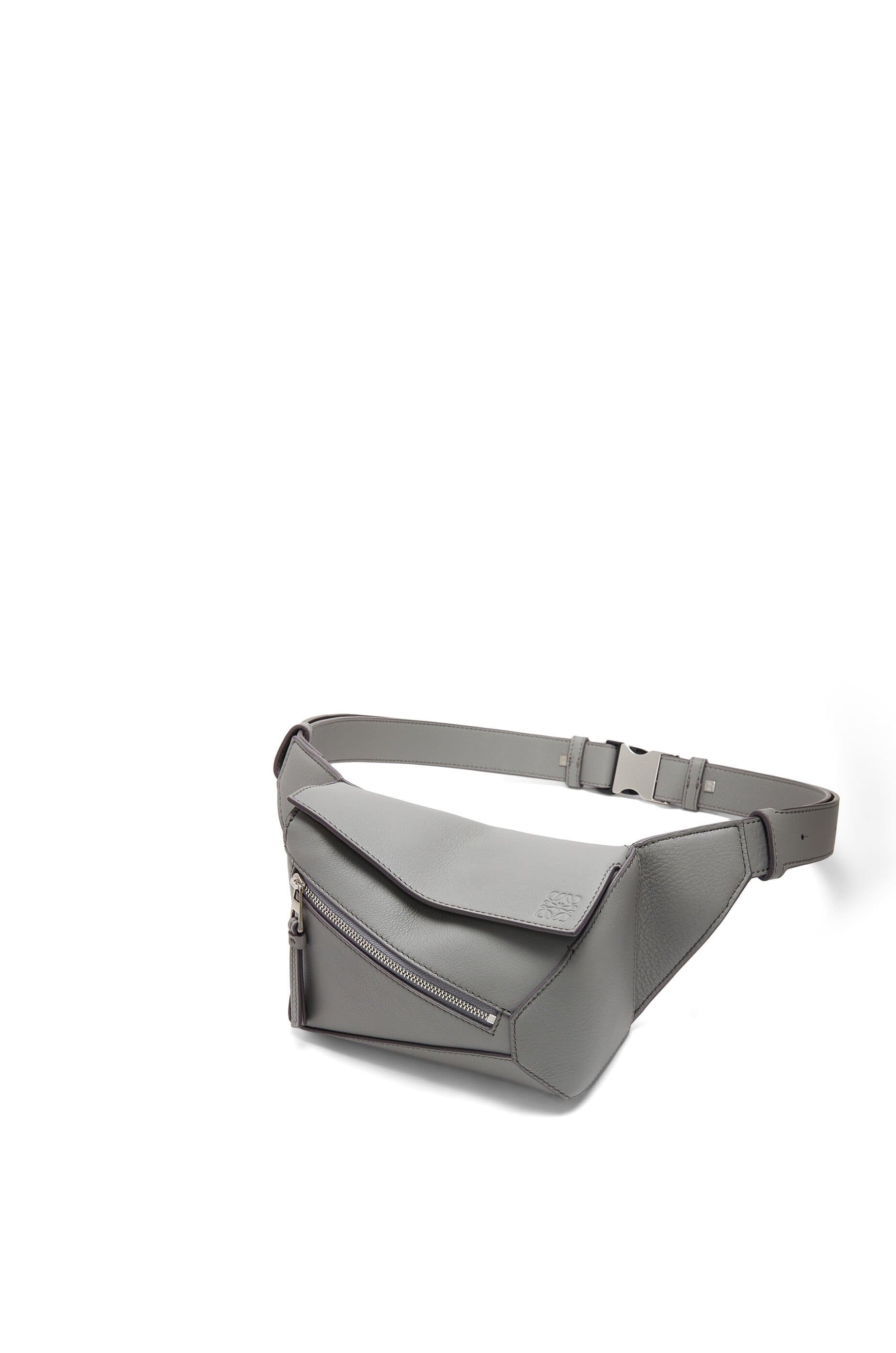 Túi LOEWE Mini Puzzle Bumbag in classic calfskin gray unisex