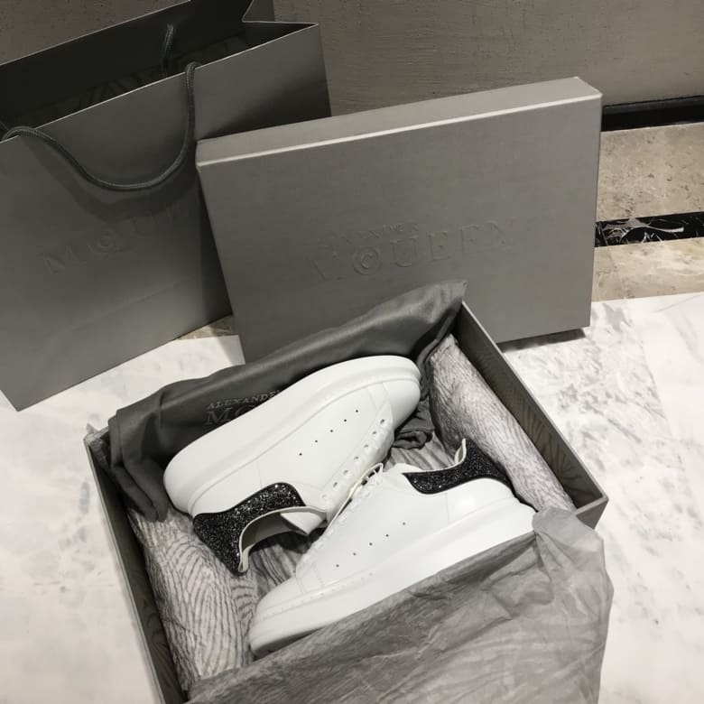 GIÀY ALEXANDER MCQUEEN SNEAKERS SHOES AAA UNISEX NAM VÀ NỮ DA BÊ HẢO HẠNG