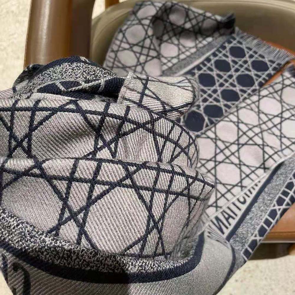 KHĂN Dior Women Cannage Scarf Navy Blue and Gray Cashmere and Virgin Wool