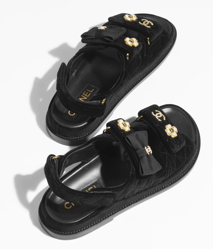 DÉP SANDAL CHANEL VELVET CAMELLIA NHUNG ĐÍNH HOA TRÀ 10MM
