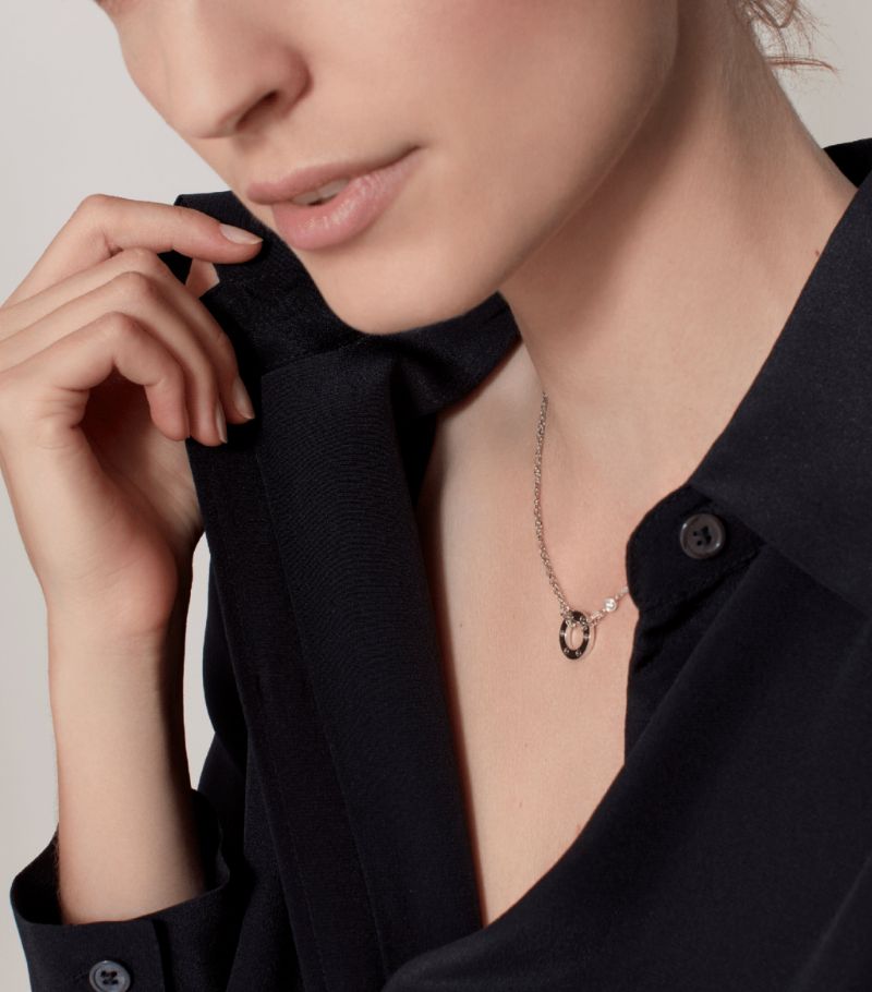 Vòng cổ CARTIER White Gold and Diamond LOVE Necklace vàng trắng 18K
