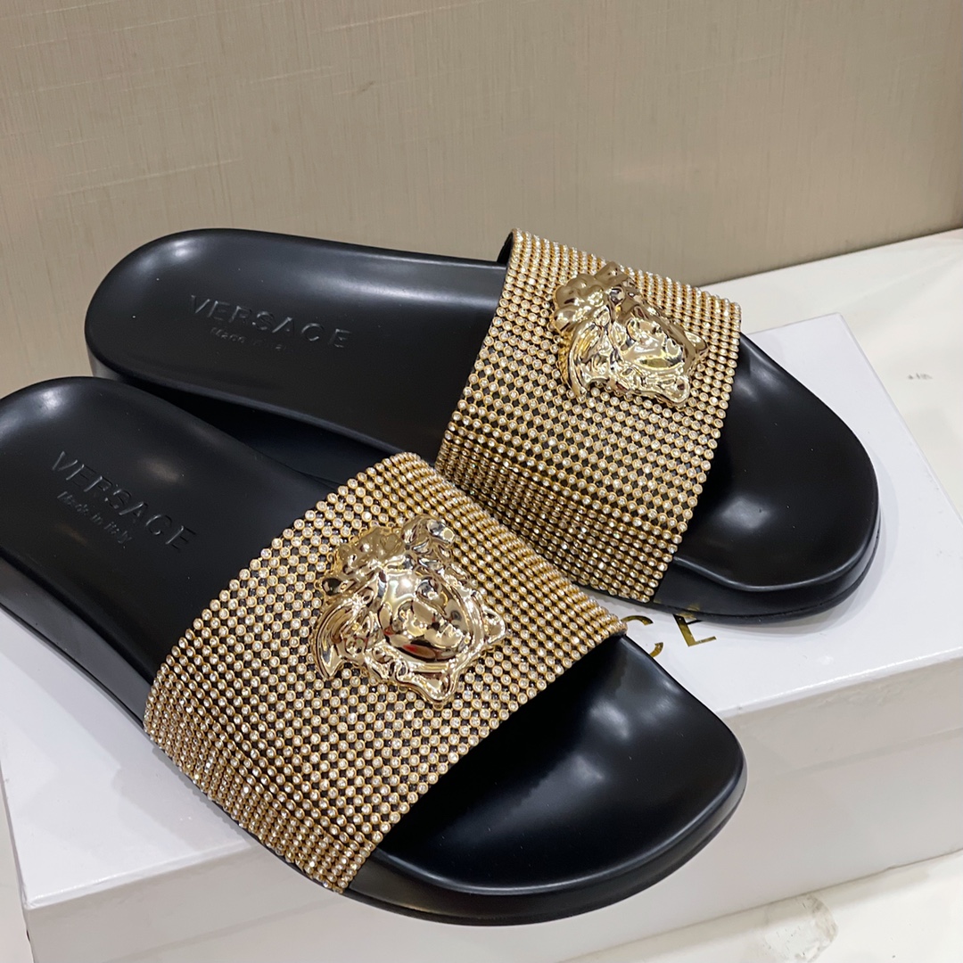 DÉP VERSACE MEDUSA HEAD GLITTER SLIPPER