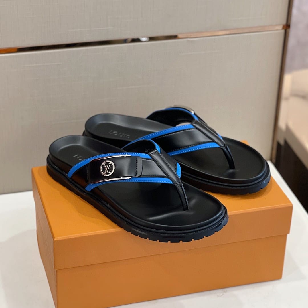 DÉP LOUIS VUITTON TRIANGLE LOGO SANDAL AAA