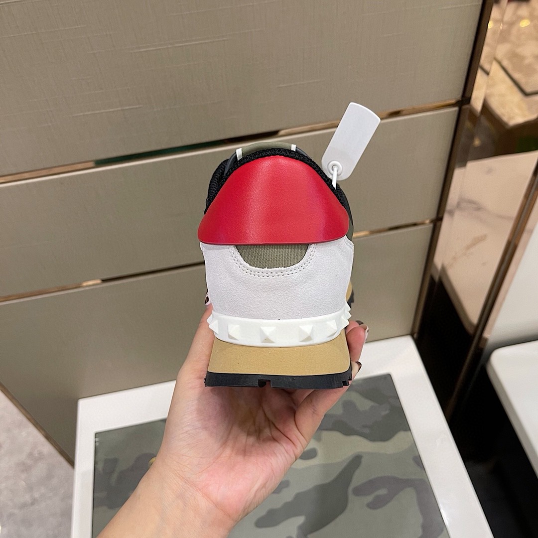 GIÀY VALENTINO STUDD LEATHER RUNNER SNEAKER SHOES AAA