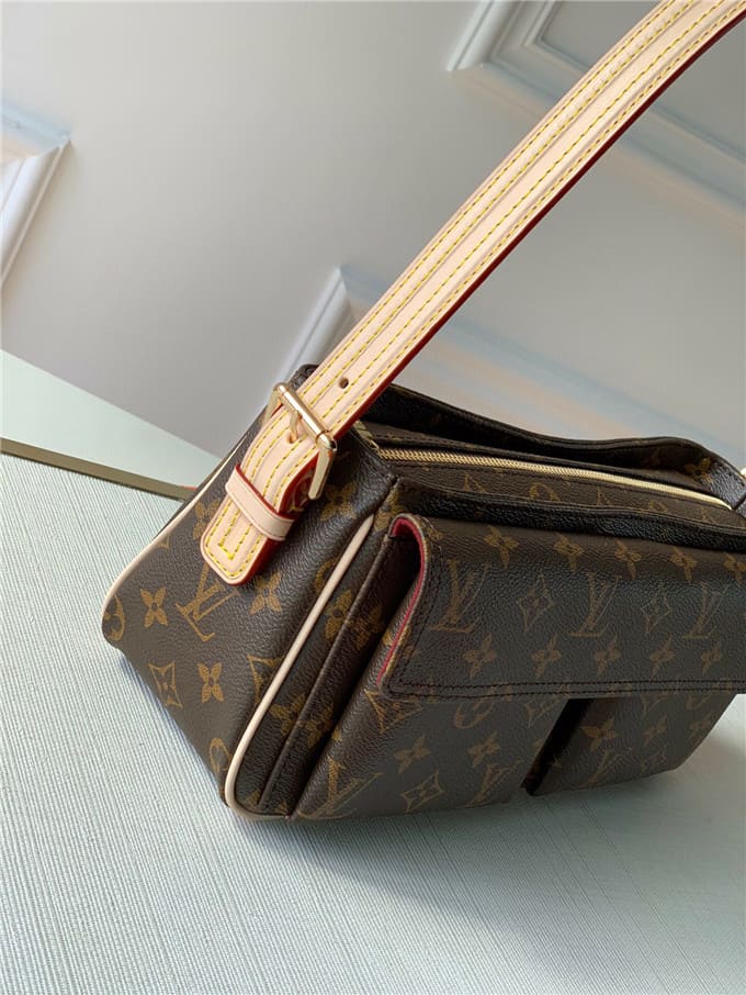 Túi LOUIS VUITTON Sling handbag