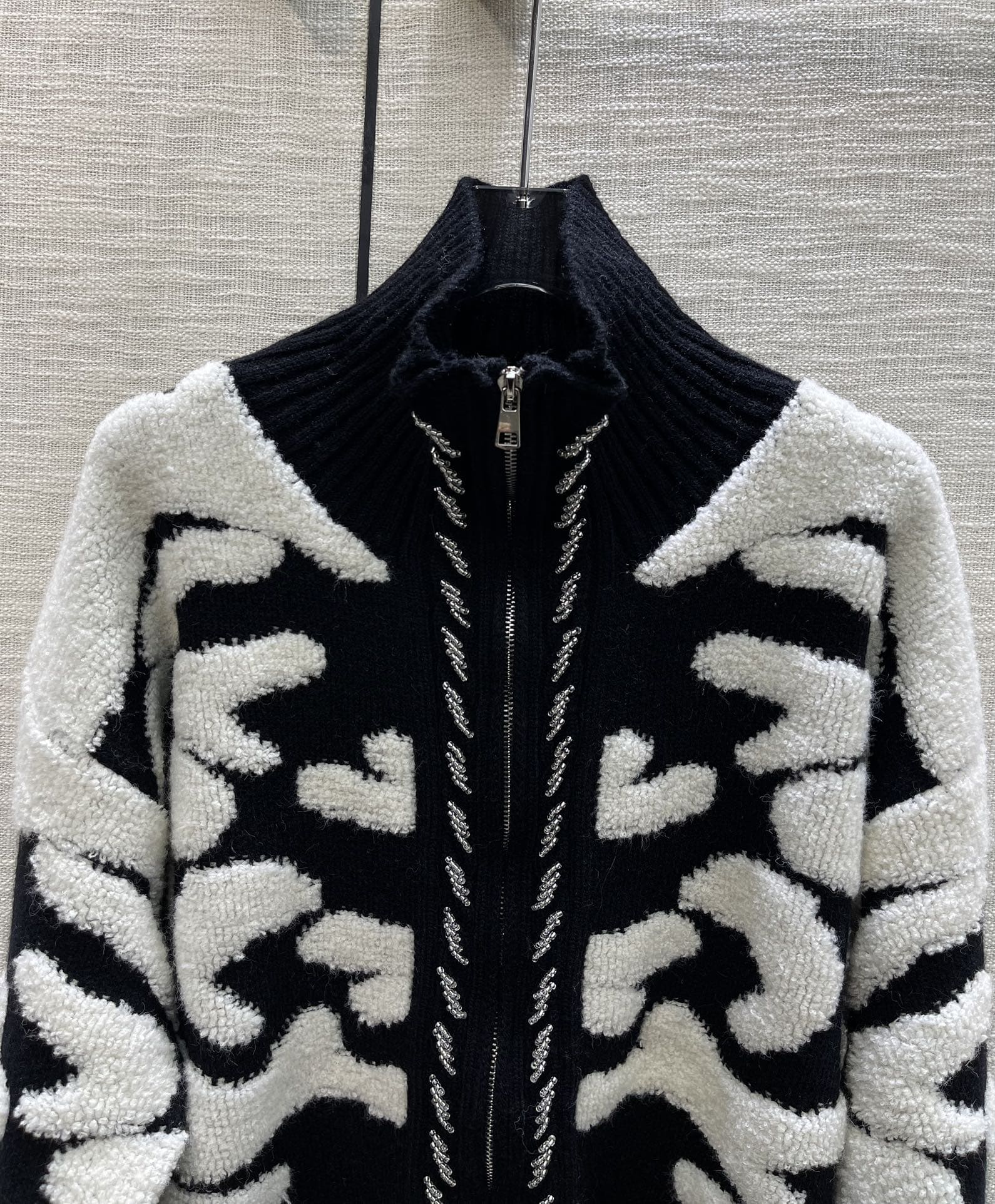 ÁO CELINE Zipped Tiger Print Sweater