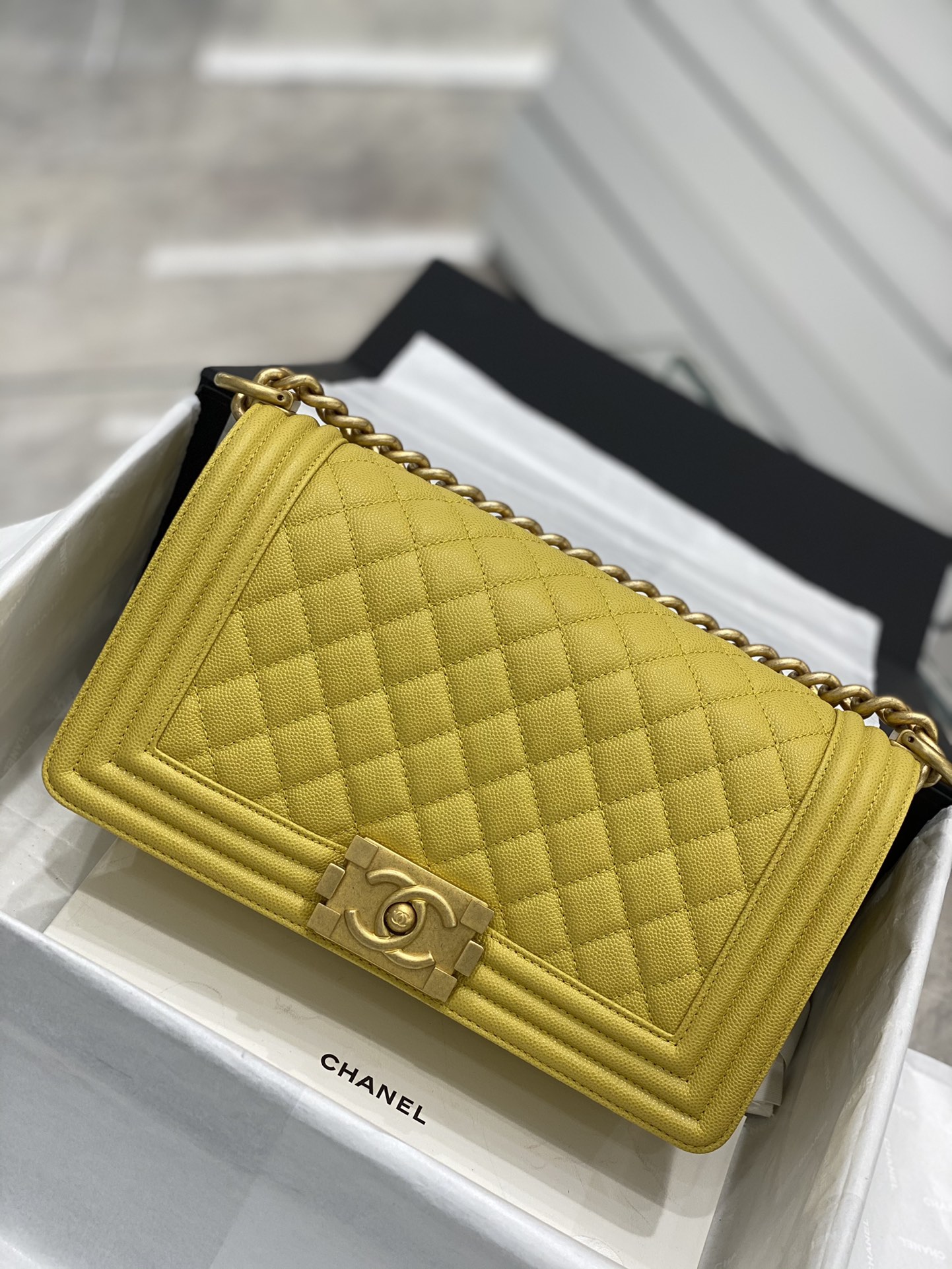 TÚI CHANEL LEBOY CAVIAR YELLOW DA HAAS 25
