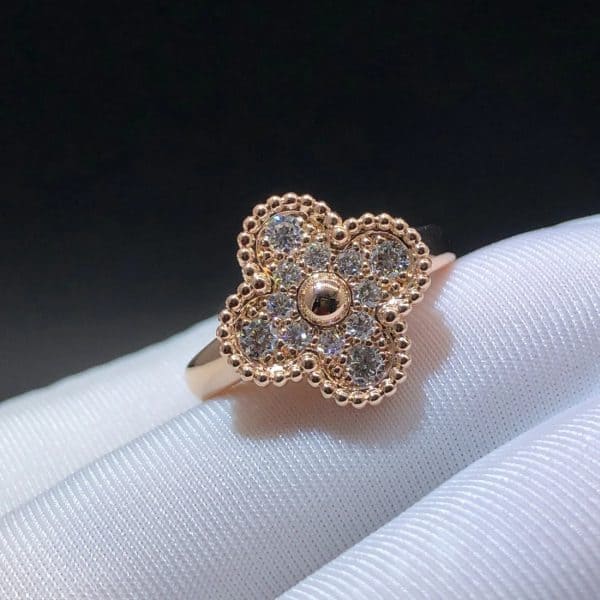Nhẫn Alhambra cổ điển đính kim cương 18k vàng hồng Van Cleef & Arpels 18K  (Liên hệ để biết giá)