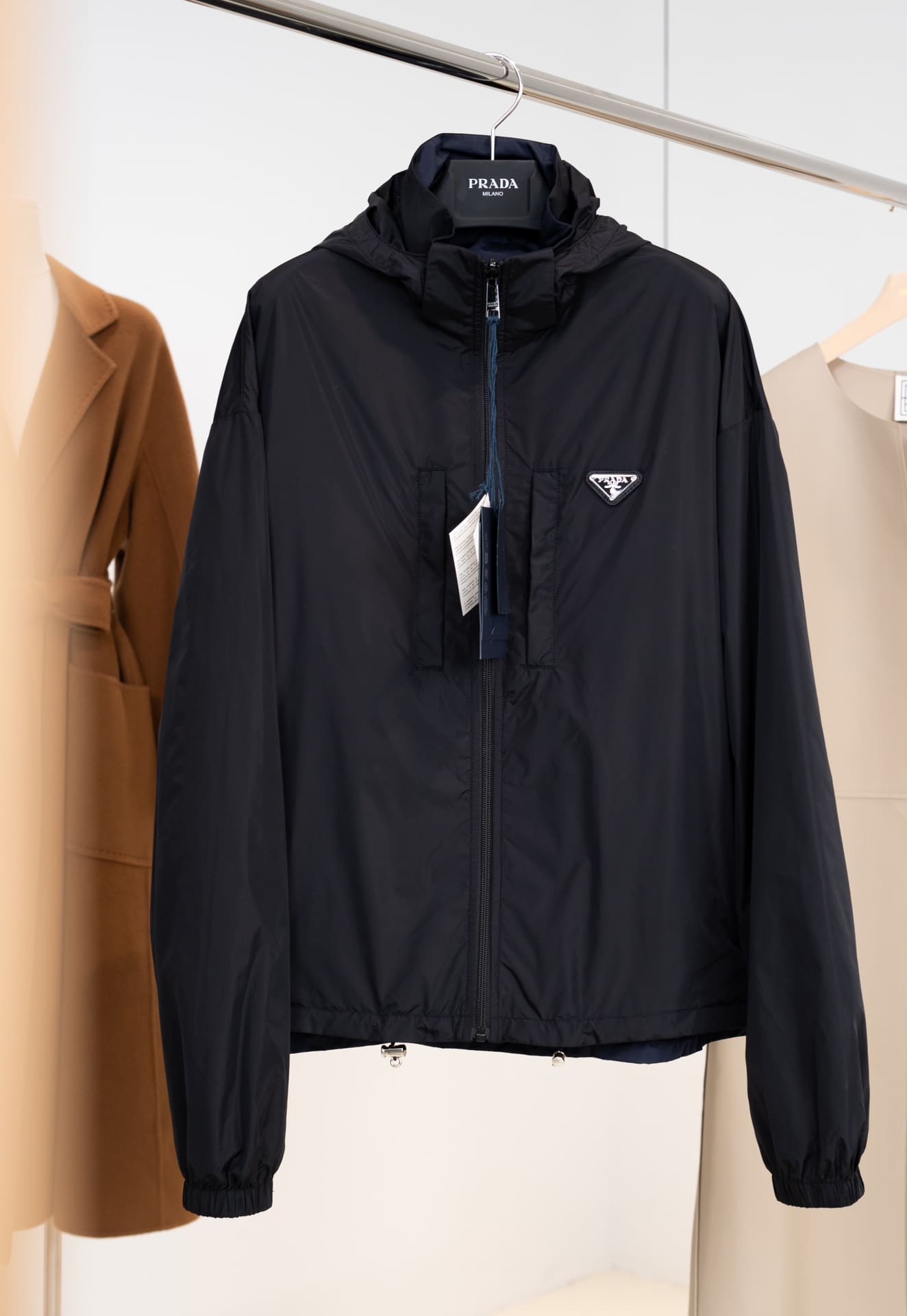 ÁO PRADA RE-NYLON JACKET TOP QUALITY AAA