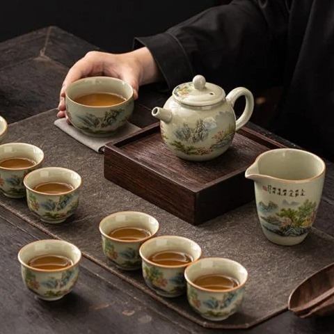 Bộ Trà Men Rạn Vẽ Sơn Thủy