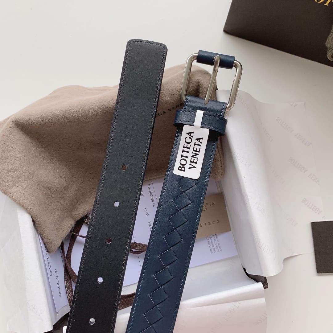DÂY LƯNG BOTTGA VENETA BLUE INTRECCIATO LEATHER Khóa bạc