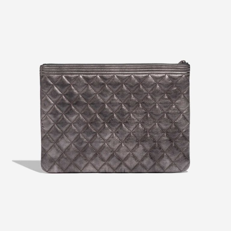TÚI Chanel Boy Clutch Lamb Grey Metallic da cừu