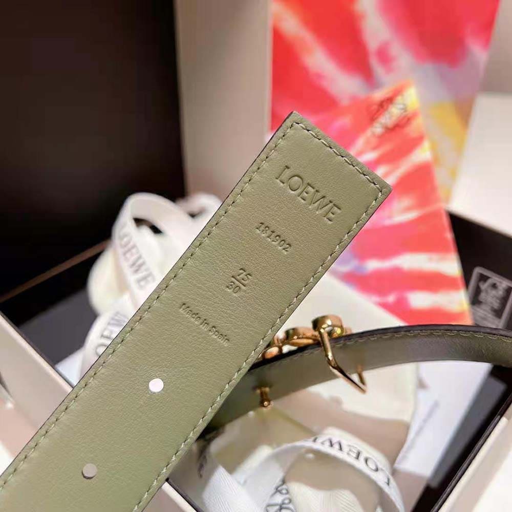 DÂY LƯNG Loewe Women Anagram Belt in Silk Calfskin-Green