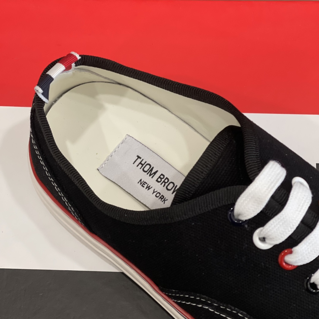 GIÀY THOM BROWNE SNEAKERS SHOES AAA