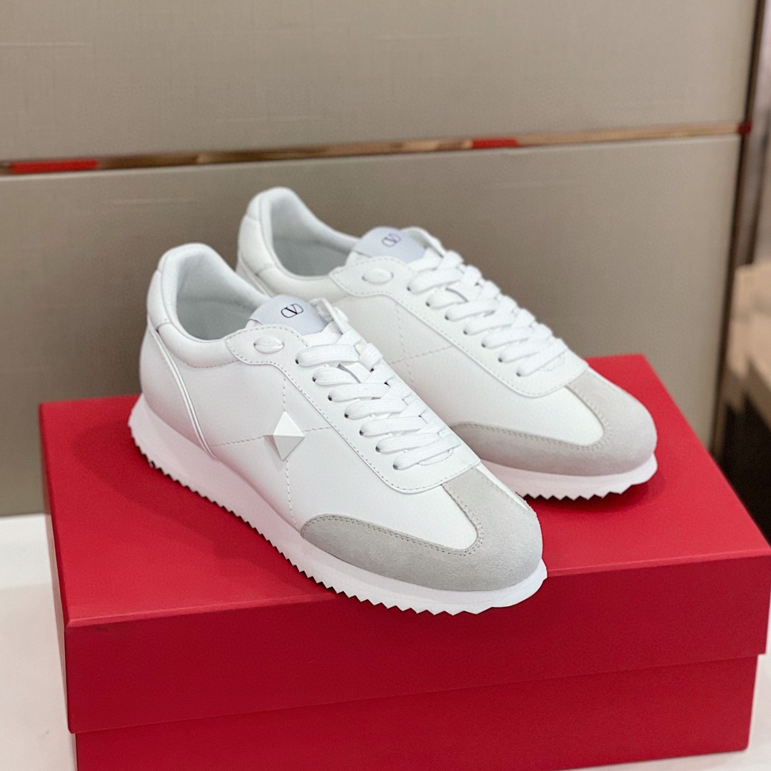 GIÀY VALENTINO STUDD SUEDE LEATHER SNEAKER SHOES AAA