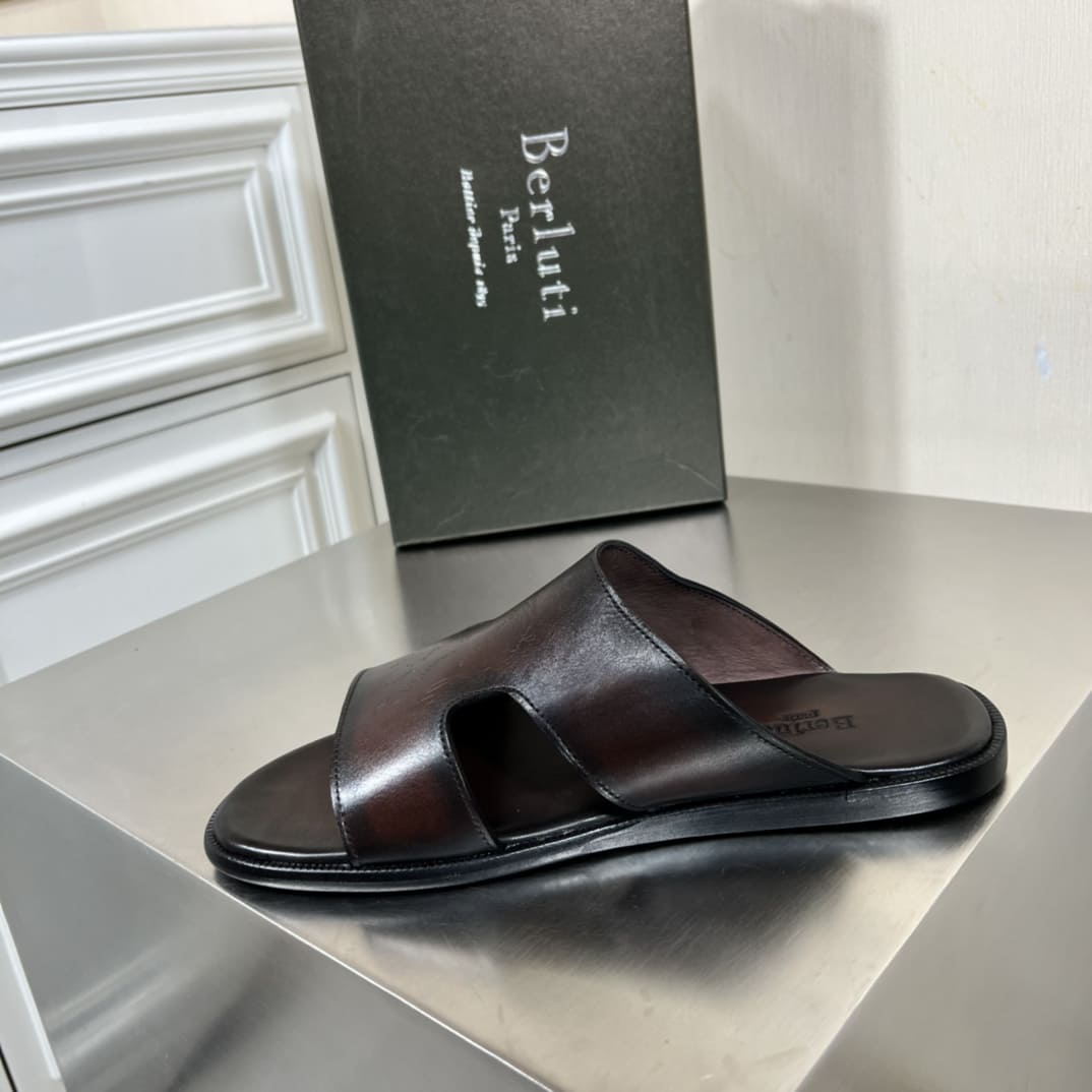 DÉP BERLUTI PATINA LEATHER SLIPPER