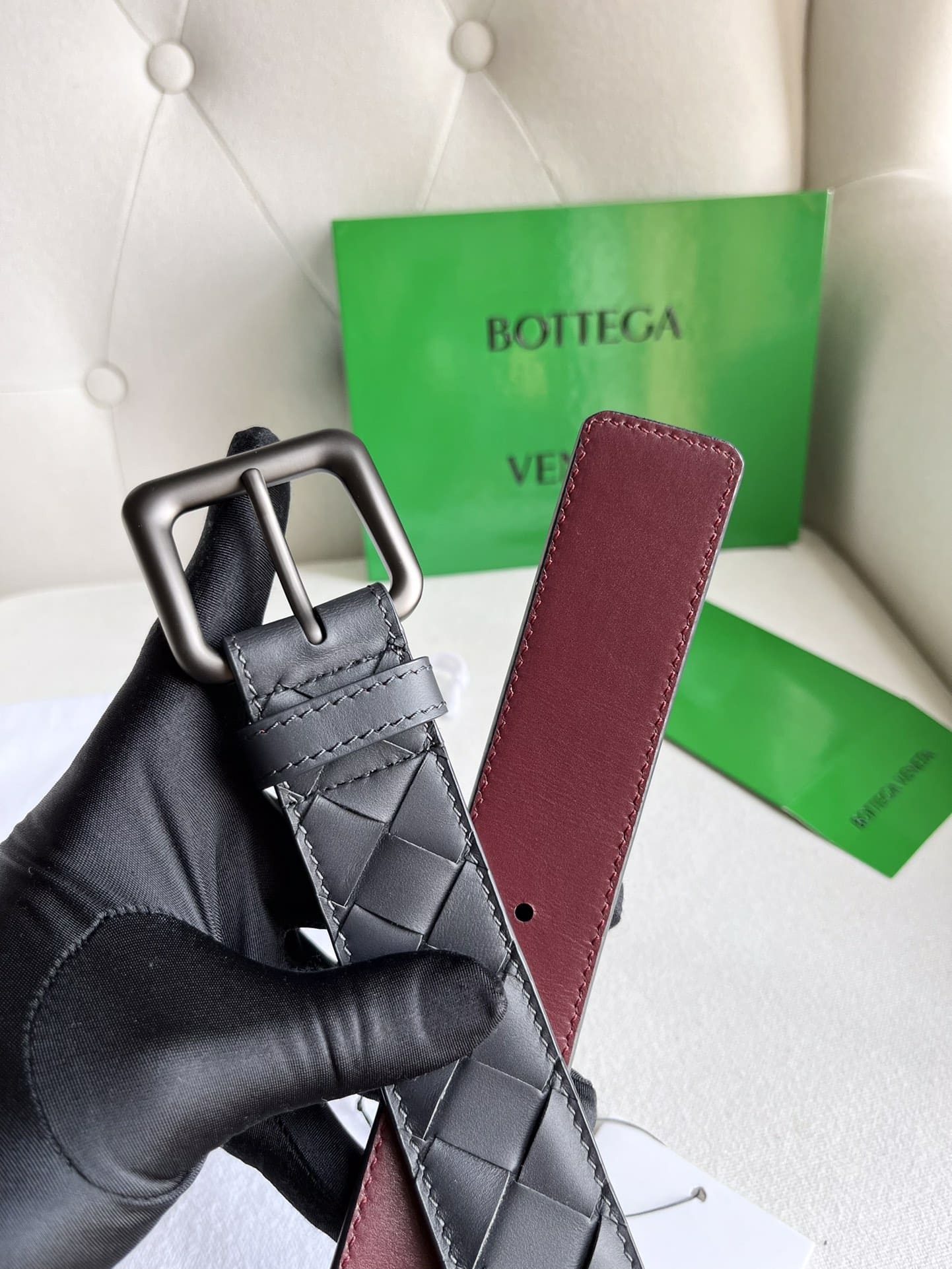 DÂY LƯNG BOTTGA VENETA BLACK INTRECCIATO LEATHER Khóa đen mờ