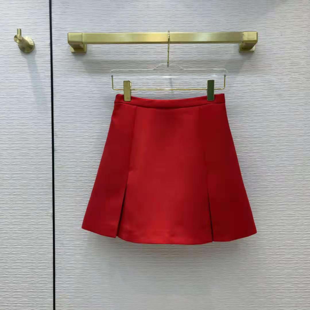 Chân váy Dior Dioramour Miniskirt with Heart-Shaped Pockets Red Wool and Silk