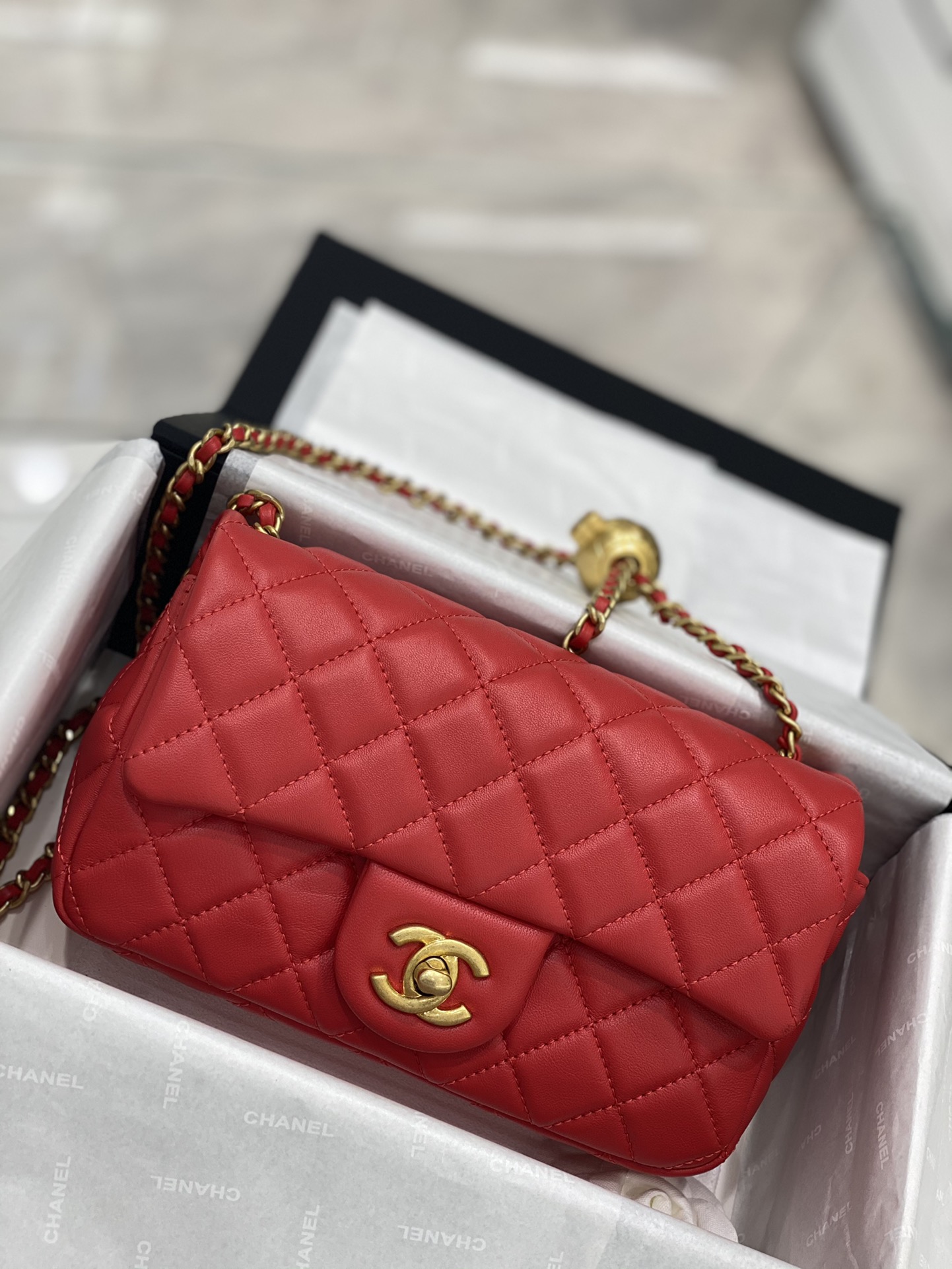 TÚI CHANEL CF BALL LAMBSKIN RED DA HAAS