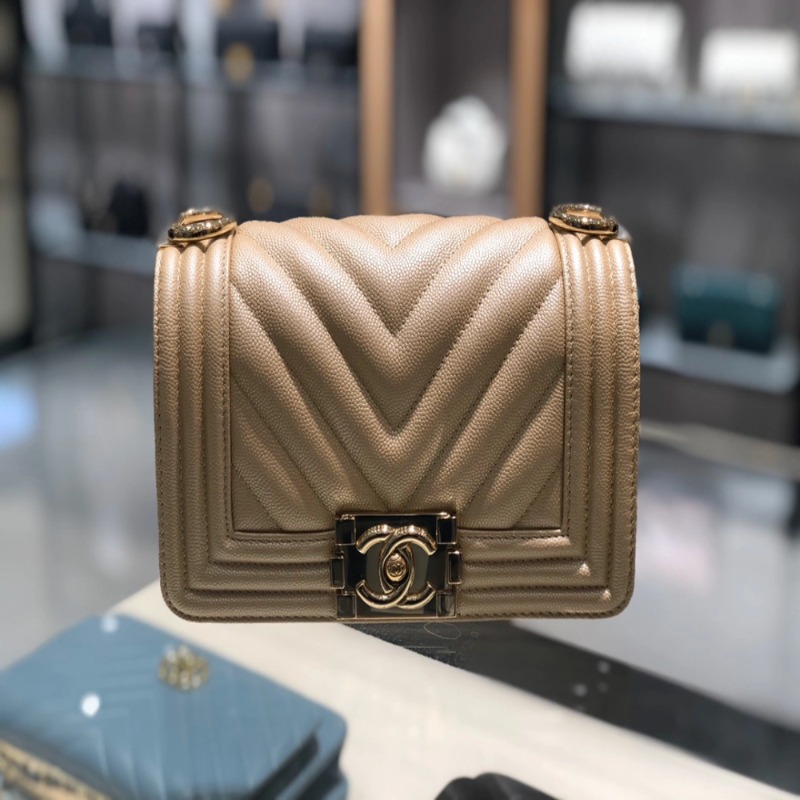 TÚI CHANEL LEBOY CHEVRON CAVIAR GOLD DA HASS 20