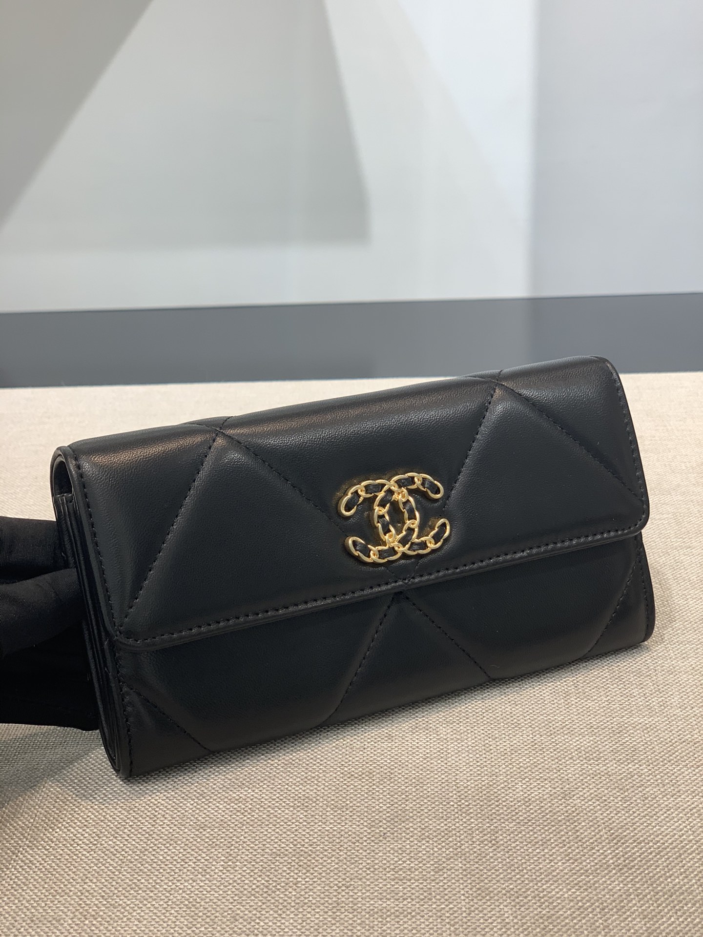 TÚI CHANEL 19 MINI LAMBSKIN BLACK ĐEN DA HAAS
