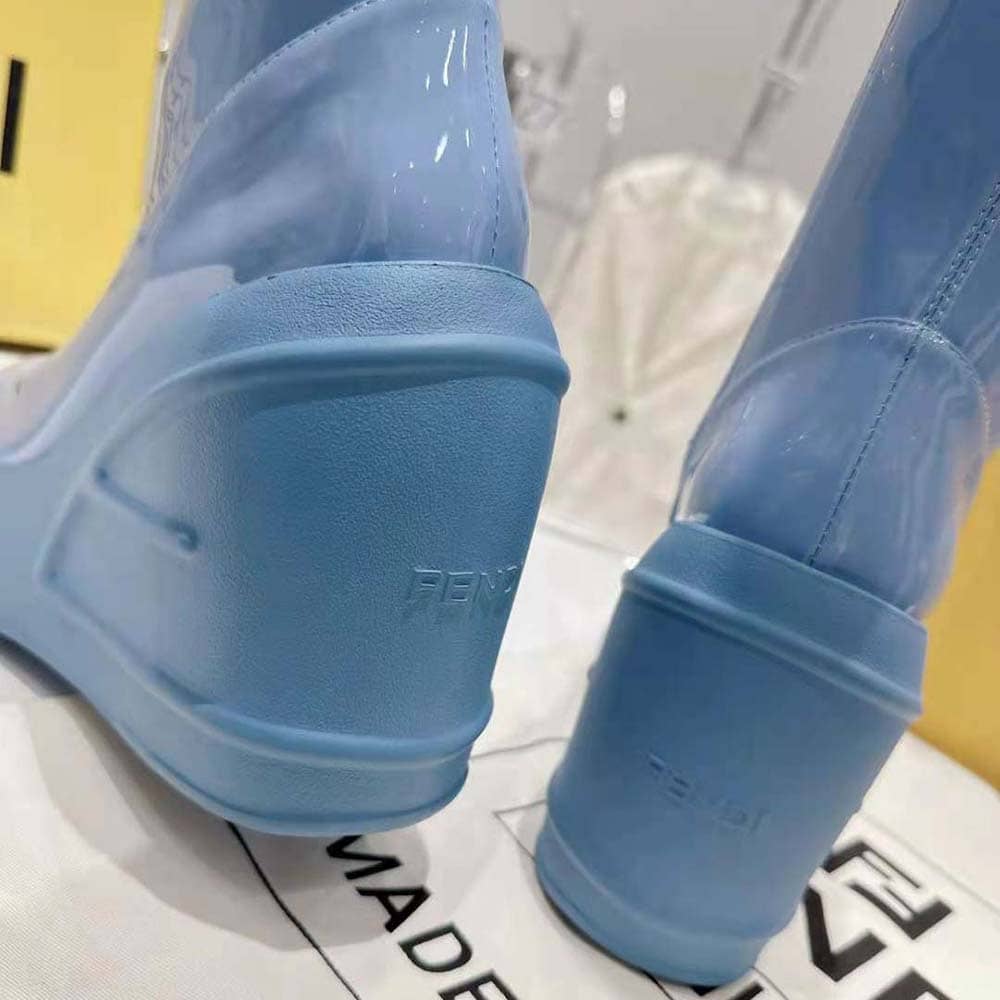 GIÀY Fendi Women Fashion Show Blue Patent Leather Boots