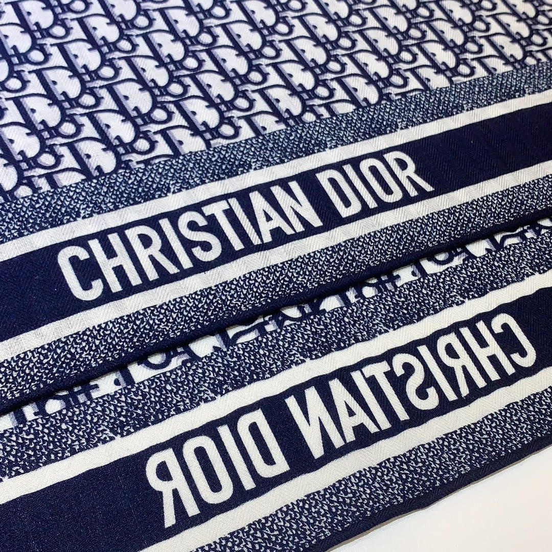 KHĂN CHRISTIAN DIOR Letter cashmere scarf