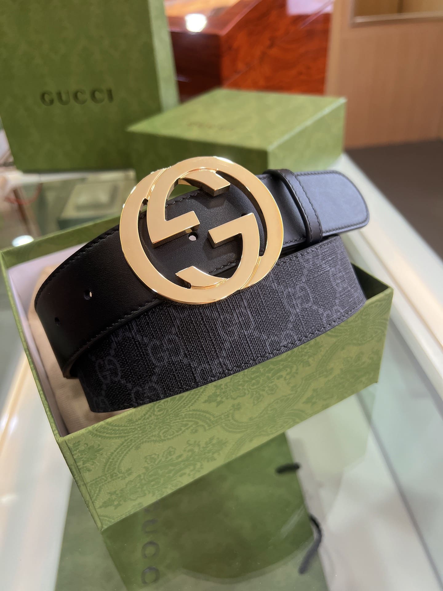 DÂY LƯNG GUCCI GG BLACK CALFSKIN LEATHER Khóa vàng