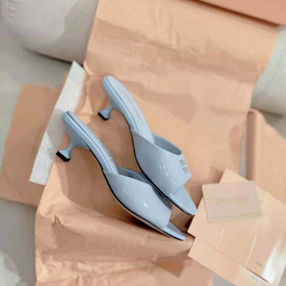 GUỐC Miu Miu Women Patent Leather Sandals in 45 mm Heel Height-Blue
