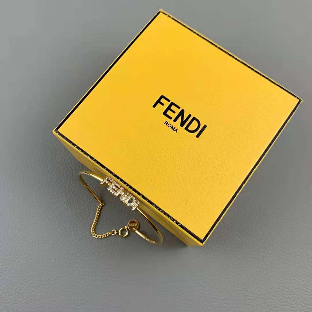 VÒNG TAY Fendi Women Signature Bracelet Gold-Colored Bracelet