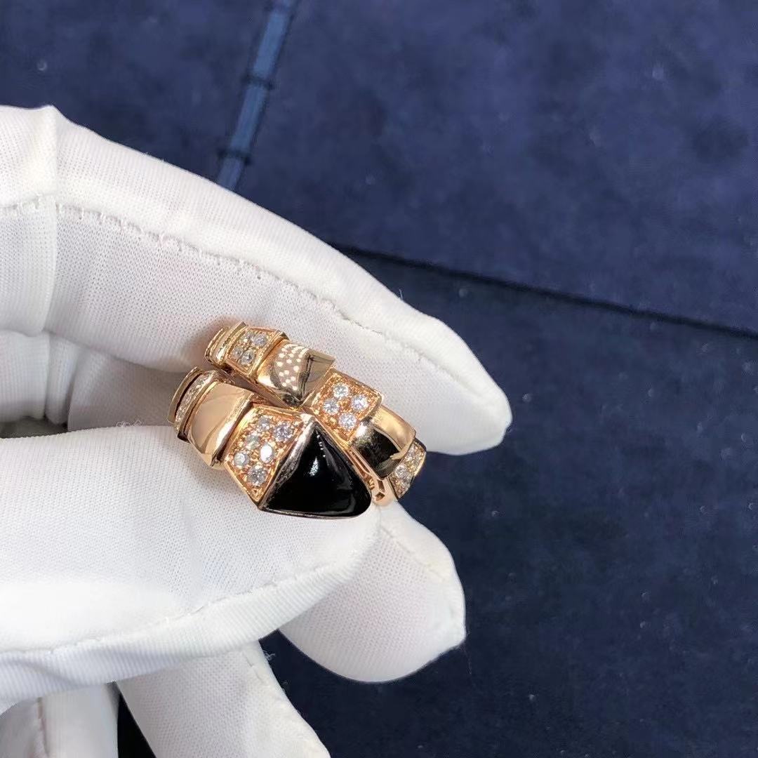 NHẪN BVLGARI Serpenti Viper 18K Rose Gold Onyx and Demi Pavé Diamonds