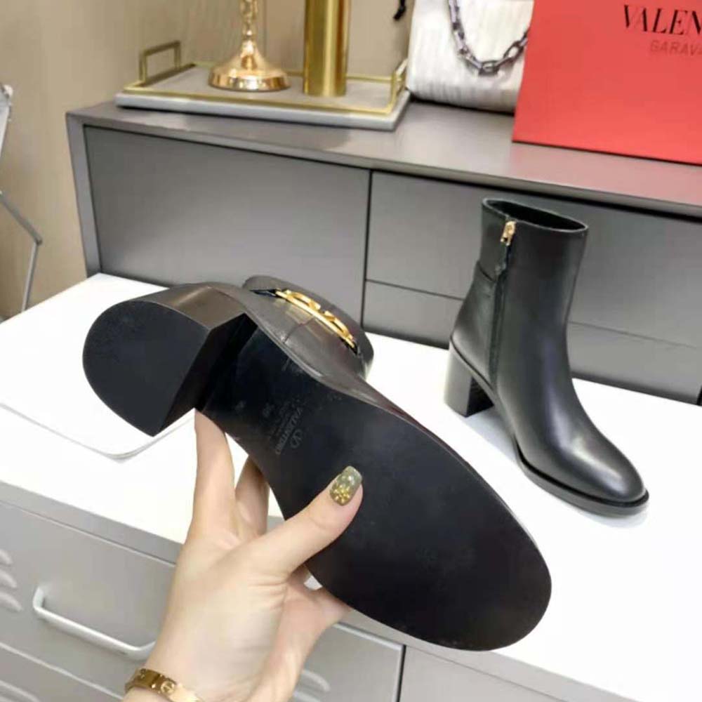 Giày Valentino Women Vlogo Signature Calfskin Ankle Boot 75mm