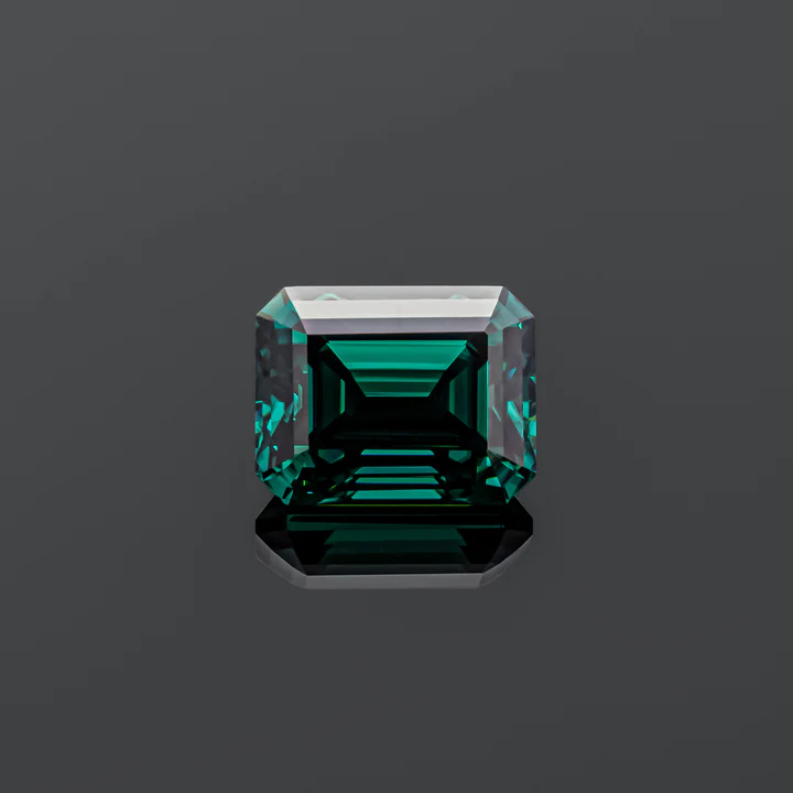 KIM CƯƠNG Emerald Cut Natural Green Loose Moissanite Stone