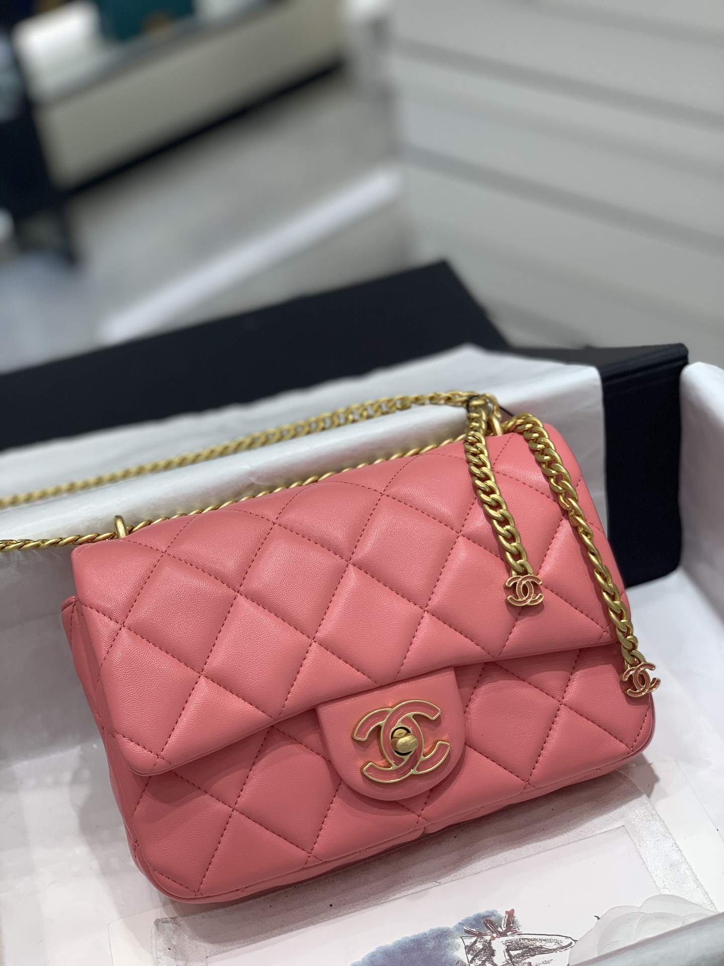 VIPTúi xách Chanel Mini Top Handle  22P Pink Lambskin  ParcdesRosess