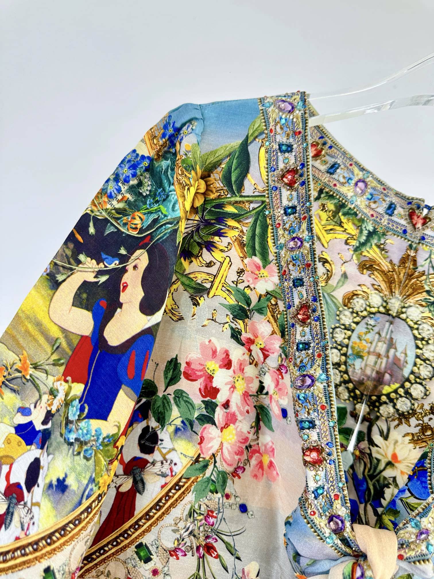 VÁY CAMILLA DISNEY Embellished V-Neck Mid Dress High Classy