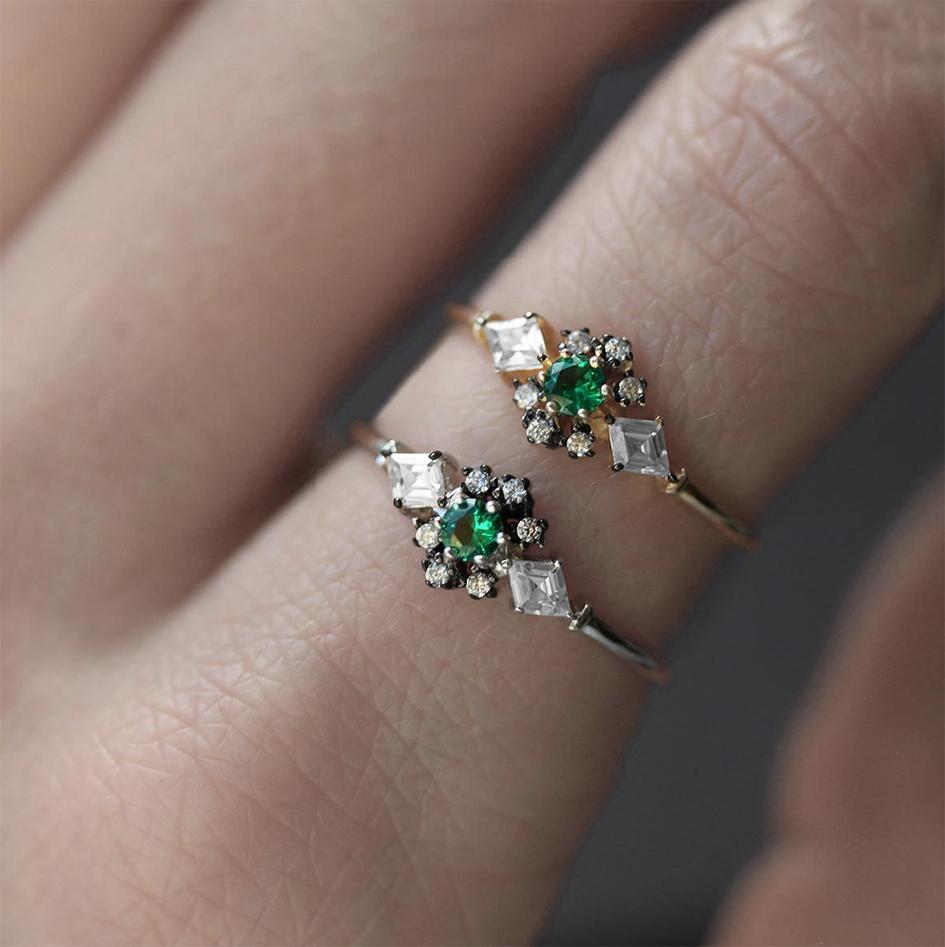 Supernova Green Gems Cluster Gold Ring Gold 14K
