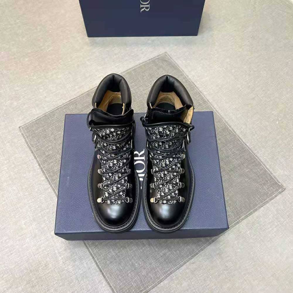GIÀY DIOR Explorer II Laced and Buckled Ankle Boot