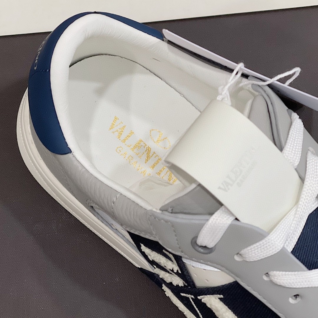 GIÀY VALENTINO VLTN LEATHER SNEAKER SHOES AAA