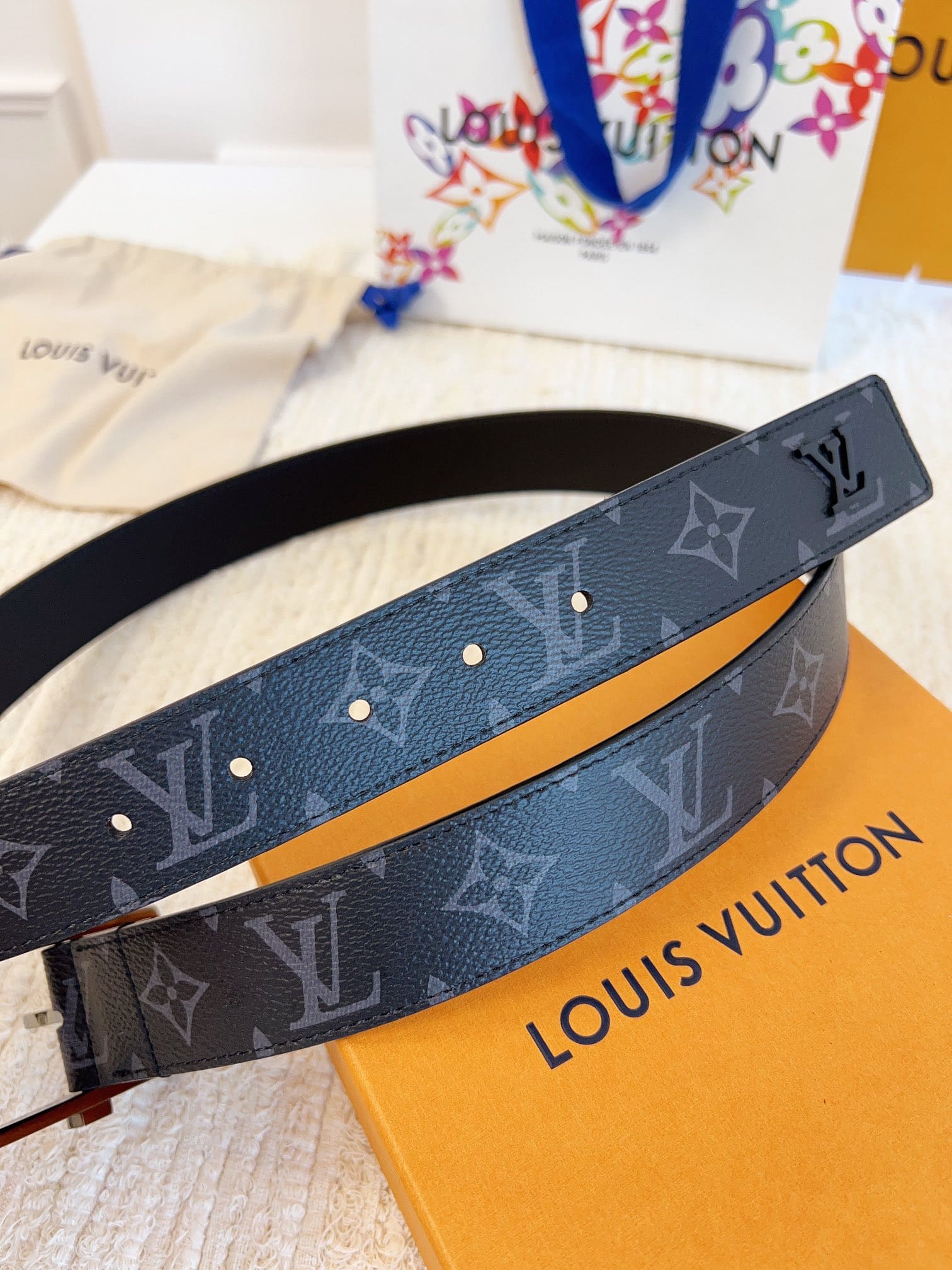 DÂY LƯNG LOUIS VUITTON SQUARE BLACK MONOGRAM LEATHER Khóa bạc