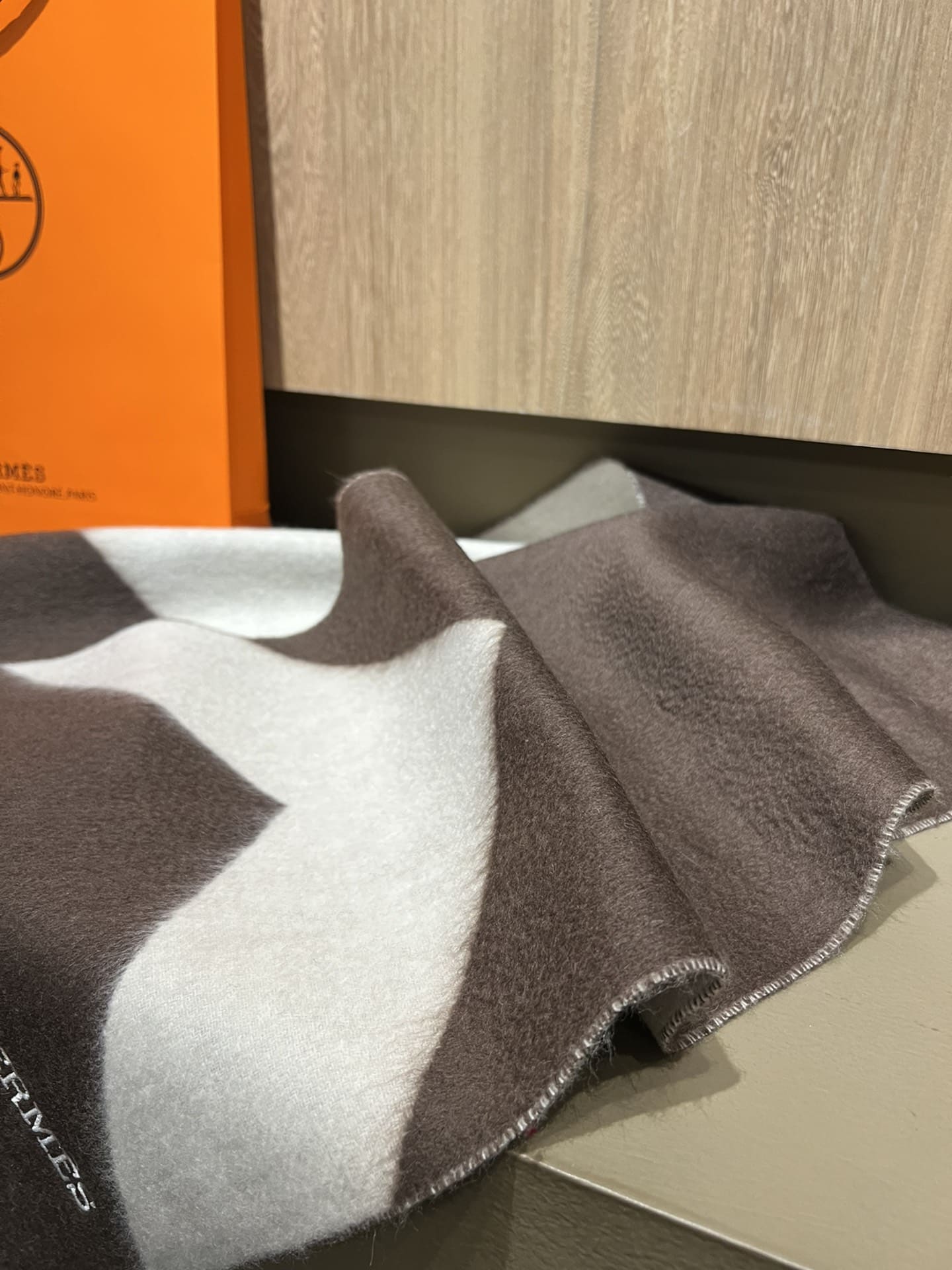 KHĂN HERMES cashmere scarf