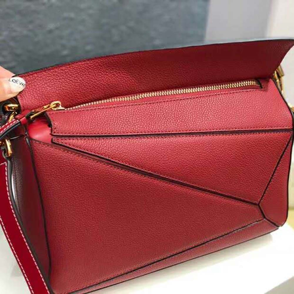 Túi Loewe Women Puzzle Small Bag in Classic Calf Leather-Red